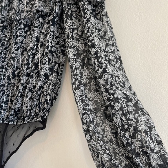 Abercrombie & Fitch Off the Shoulder Bodysuit | NWT | Size Small - Picture 10 of 14